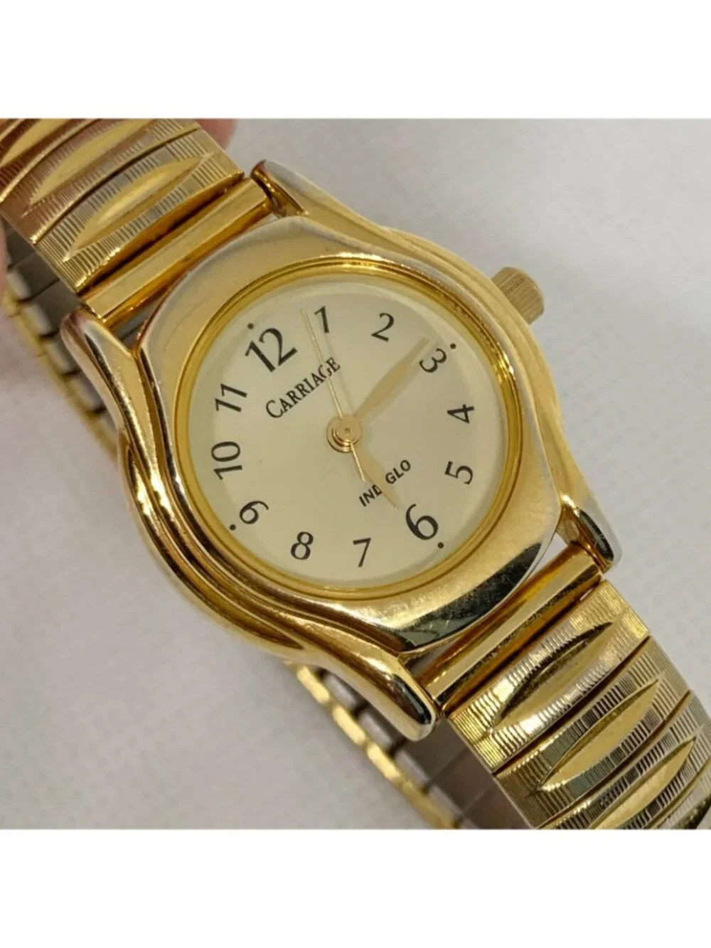 Carriage indiglo gold tone women’s watch 25mm quartz analog size 6” running